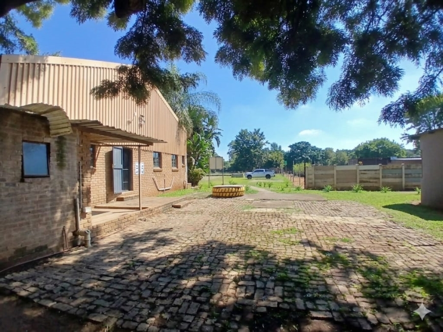 To Let Commercial Property for Rent in Waterval East North West